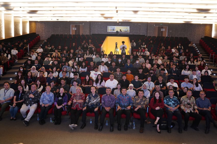 Binus University: Siap Hadapi Tantangan Industri Digital & AI!