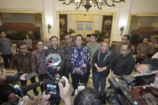 Sultan HB X Ajak Rektor Kawal Aspirasi Damai Mahasiswa Jogja