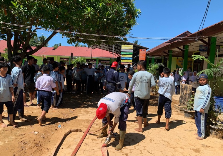 Menyimak Dampak Banjir di Padang: 22 Sekolah Rusak parah
