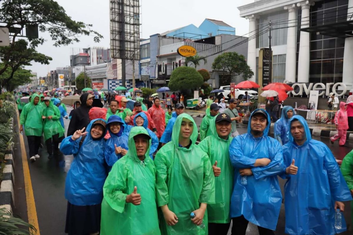 Semangat Kebersamaan di Fun Walk Milad Nurul Fikri