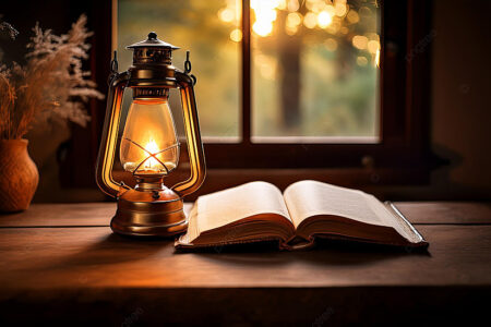 Perjalanan Sastra Jinder: Dari Lampu Minyak ke Penghargaan