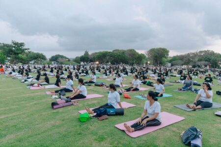 Merayakan Yoga: Simbol Kesehatan Global