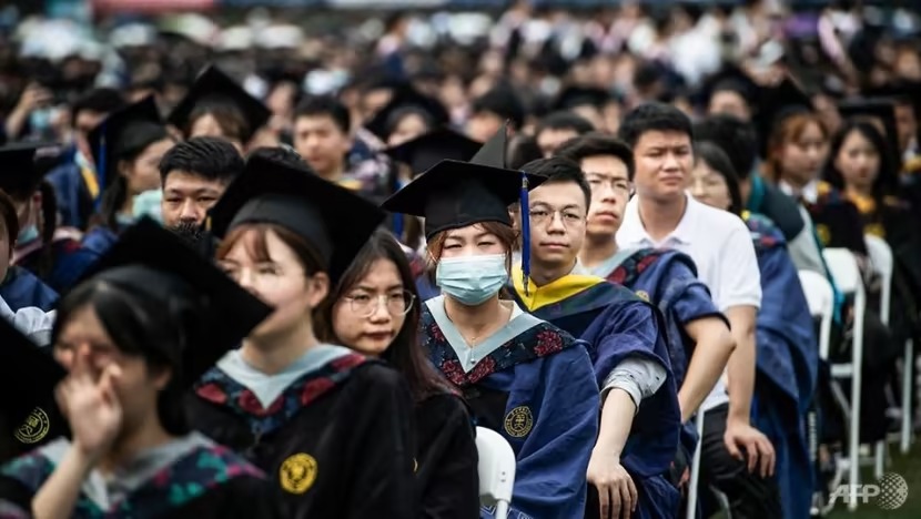 Program seni China: 12,000 Digugurkan untuk Perluas AI