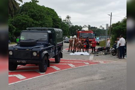 Pelajar maut motosikal rempuh kereta di Rembau