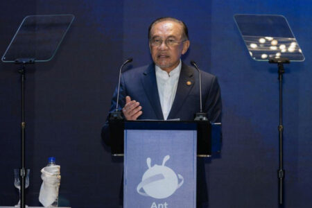 Malaysia Percepat Persiapan Tenaga Kerja AI – Anwar