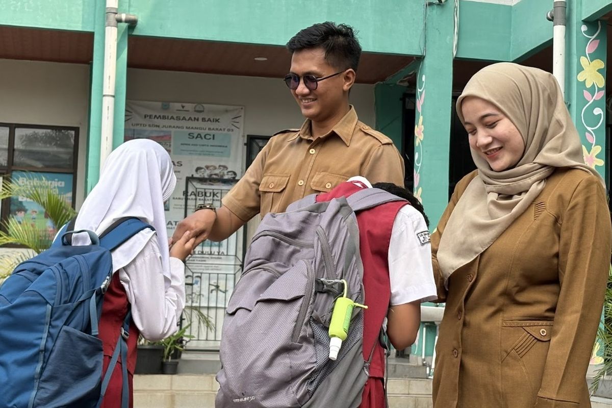 Tunjangan Kemenag untuk Guru Madrasah & Dosen Ilustrasi tunjangan kemenag untuk artikel Tunjangan Kemenag untuk Guru Madrasah dan Dosen